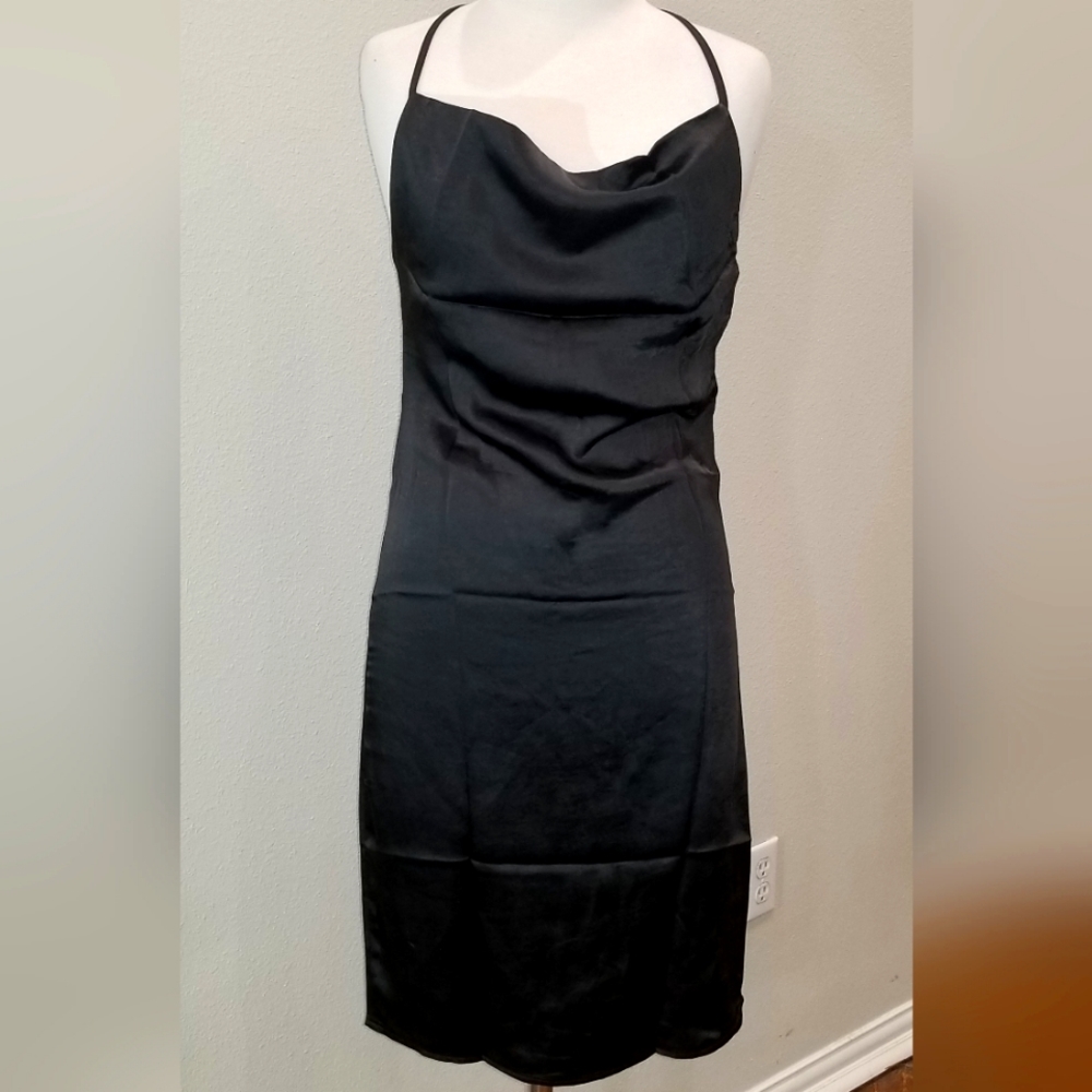 Mini Dress Satin Capuffy Spaghetti Strap BLACK women’s SIZE 4-6 NWT